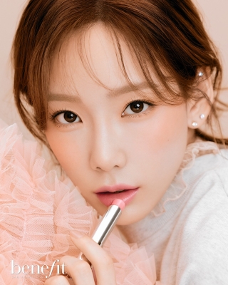 GG_-_Taeyeon_-_Benefit_2022_282229.jpg